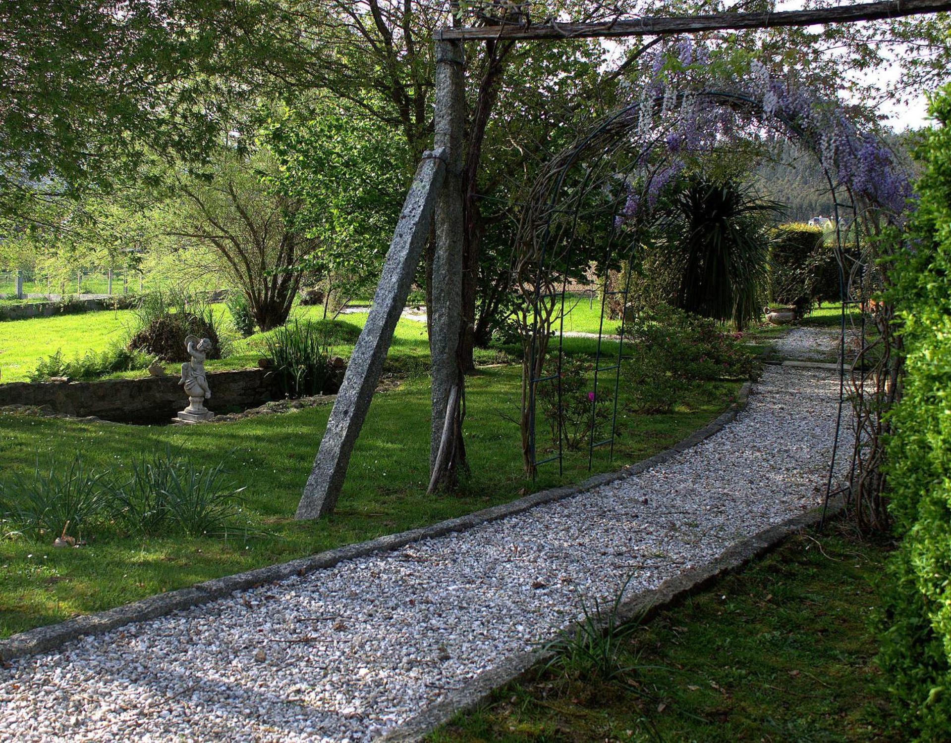Chalet As Seis Chemineas San Julian De Sales